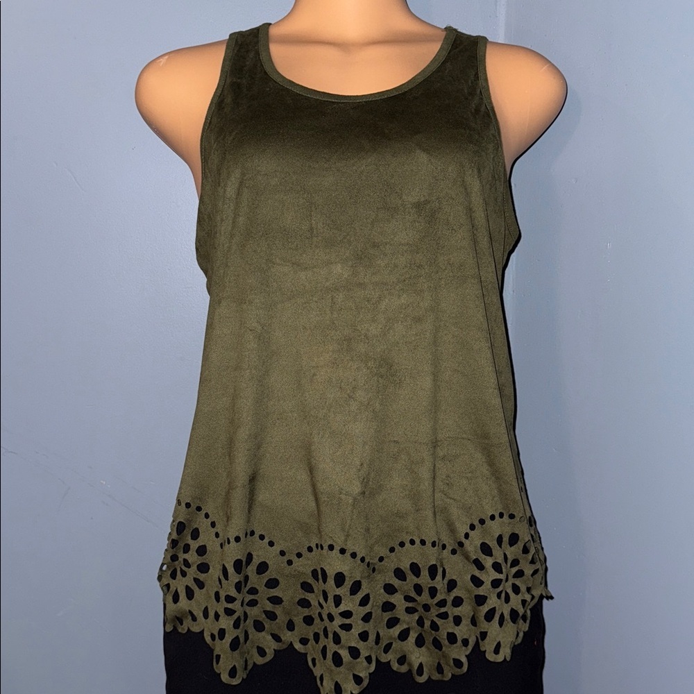 Sweet Wanderer Olive Sleeveless Top with Laser Cut Hem - Size Small